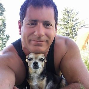 Meet your Posher, Gil